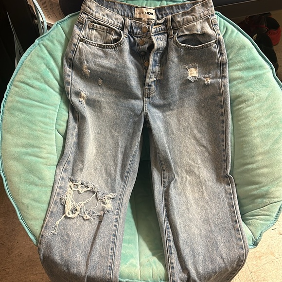 Fashion nova straight leg jeans 😍 - Picture 4 of 5